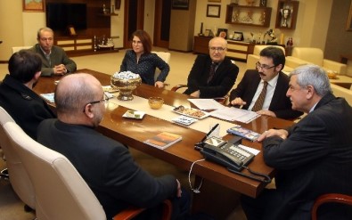 Başkan Karaosmanoğlu, Şairler Ve Yazarlar Derneğini Ağırladı