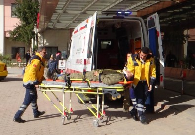 Çatışmalarda Yaralanan 13 ÖSO Ve 1 Türk Askeri Kilis'e Getirildi