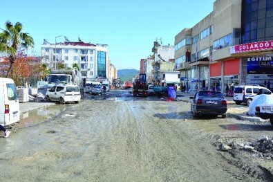 Dalaman'da Atatürk Caddesi Yenileniyor