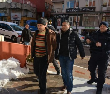 Kızı Ve Yeğeni İle Kayıplara Karışan Adam Bandırma'da Yakalandı