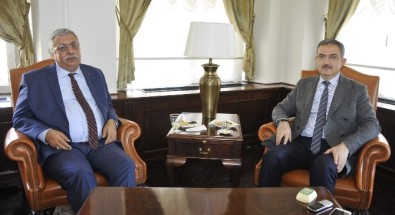 RTÜK Başkanı Yerlikaya'dan Rektör Şahin'e Ziyaret