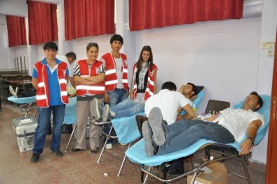 Türk Kızılayı Soma'da Kan Bağışı Hareketi Başlattı