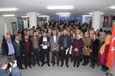 AK Parti Teşkilatı TBMM Başkanvekili Ahmet Aydın'a Sahip Çıktı