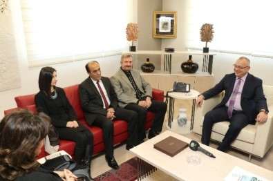 Akhisarlı Meclis Üyelerinden Başkan Ergün'e Ziyaret
