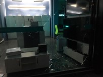 AVSALLAR - Antalya'da Pompalı Tüfekle İş Yeri Soygunu