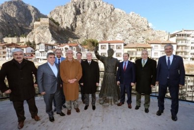 Şehzade İle Selfie Yaptılar