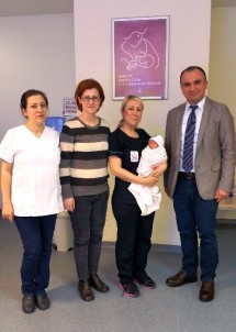 Antalya'da İlk Kez 'Prematüre Anneleri Okulu' Uygulaması Başlıyor