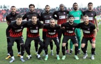 UŞAKSPOR - İlginç Maçı UTAŞ Uşakspor 6-0 Kazandı