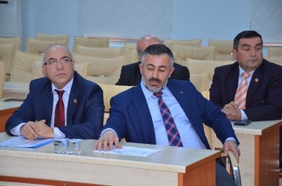 Bilecik İl Genel Meclisi'nde 'Isırma' Polemiği