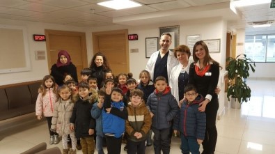 İzmir'de Miniklere Sağlık Taraması