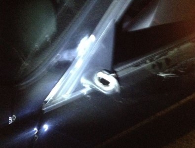 Polis Çarpıp Kaçan Sürücüyü 'Dikiz Aynasından' Buldu