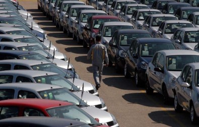 Avrupa'da 2016'Da 15 Milyon Otomobil Satıldı