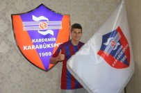 Bliznichenko İmzayı Attı