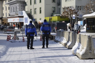 Davos'ta Terör Alarmı