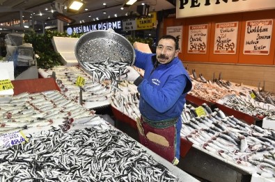 Başkent'te Balık Tüketiminde Hamsi Yine Birinci