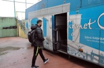 Darıca Gençlerbirliği, Beşiktaş'la Oynayacağı Kader Maçı İçin İstanbul'a Gitti