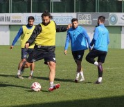 HALİDE EDİP ADIVAR - Manisa Büyükşehir, Yomraspor'a Kilitlendi