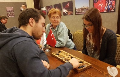 Türk Zeka Ve Strateji Oyununa Budapeşte'de Büyük İlgi