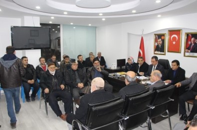 AK Parti Kahta İlçe Teşkilatı Meclis Faaliyetlerini Değerlendirdi