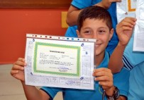 TARİHİ MEKAN - Antalya'da 440 Bin Öğrenci Yi Karne Heyecanı Sardı