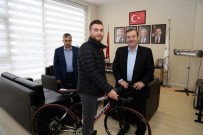 Başkan Kadıoğlu Üniversiteli Gencin Hayalini Gerçekleştirdi