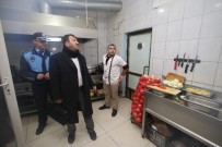 Zabıtadan Akyazı'da Sıkı Denetim