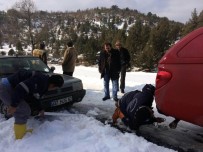 İBRAHIM ÖZKAN - Akseki'de Karla Mücadele