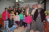 YILBAŞI GECESİ - Başkan Özakcan Yeni Yıla Öztürk Çiftinin Evinde Girdi