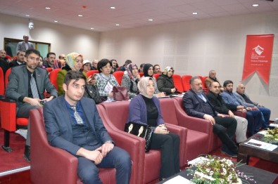 Erzurum'da 'Koruyucu Aile Hizmeti' Semineri