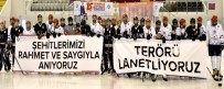 ETÜ 15 Temmuz Anısına Buz Hokeyi Turnuvası Düzenledi