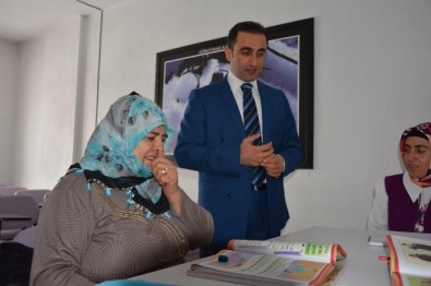 Kaymakam Alibeyoğlu, Aile Destek Merkezini Ziyaret Etti