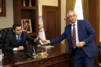Tokatlı Minibüsçülerden Halep'e Yardım