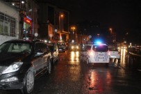 LAV SİLAHI - AK Parti İstanbul İl Binasına Lav Silahlı Saldırı