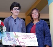 Antalya'da Başarılı Öğrencilere 5 Yıldızlı Tatil