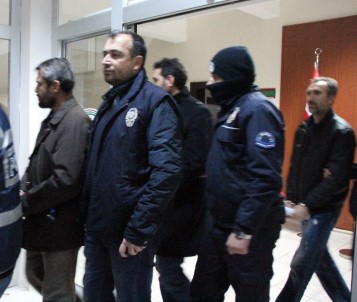 Bilecik'te FETÖ Soruşturmasında 22 Tutuklama