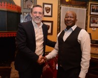 İBRAHIM BURKAY - Güney Afrikalı Gençler BUTGEM'de Meslek Öğrenecek