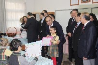 İZMIR İL MILLI EĞITIM MÜDÜRÜ - Kahraman Şehidin Çocuklarına Onur Belgesi