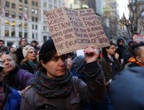 ROBERT DE NIRO - New York'ta Trump karşıtı gösteri