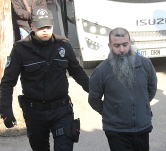 O görüntüleri yayımlayan teröristin 2 ağabeyi tutuklandı!