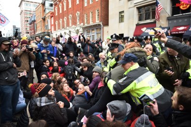 Trump Protesto Edildi