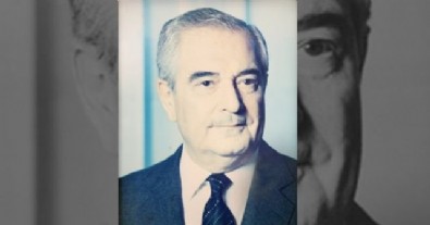 Turgut Özal'ın ilk Dışişleri Bakanı Vahit Halefoğlu vefat etti