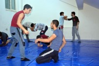 ŞÜKRÜ SÖZEN - Genç Pehlivanlar Güreşlere Hazırlanıyor