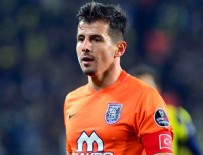 Kadıköy'de Emre Belözoğlu tezahüratları