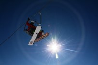 KRATER GÖLÜ - Kayak Severler Nemrut'a Akın Etti