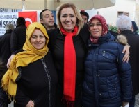 ÇAY OCAĞI - Başkan Uyar'dan Zeytinalanı Kadınlarına Müjde