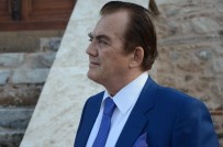 OLGUNLUK - Eskişehirli Vatandaş Atatürk'e Benzerliğiyle Dikkat Çekiyor