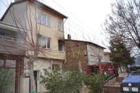 CELAL BAYAR - Bursa'da Şüpheli Yangın