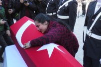 Cenaze töreninde ilginç olay