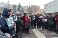 DÜNYA GÖRÜŞÜ - Gazeteci-Yazar Uğur Mumcu Ölüm Yıl Dönümünde Anıldı