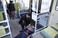 ALTINŞEHİR - Hastaya İlk Müdahaleyi Otobüs Şoförü Yaptı